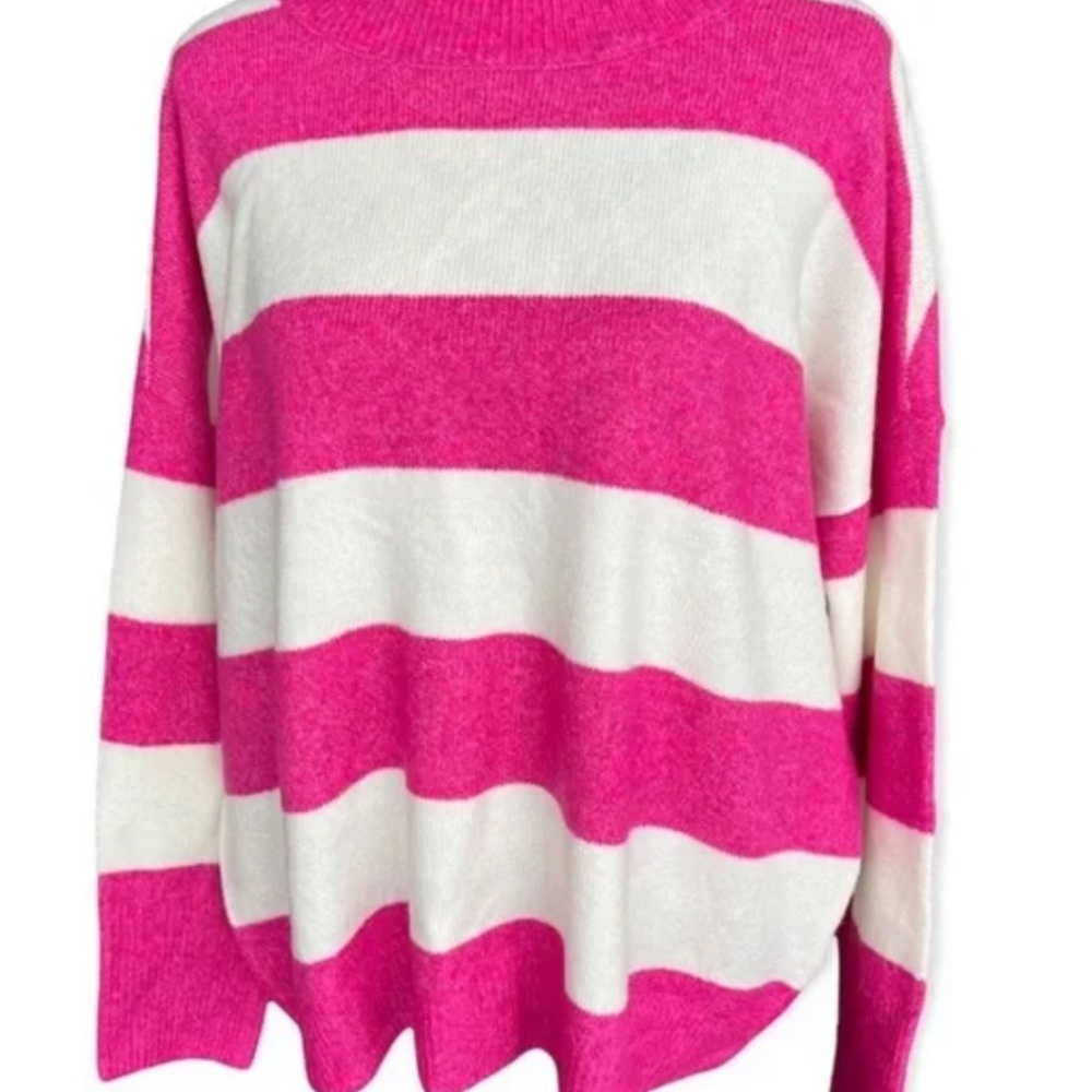 Vince Camuto pink and white sweater